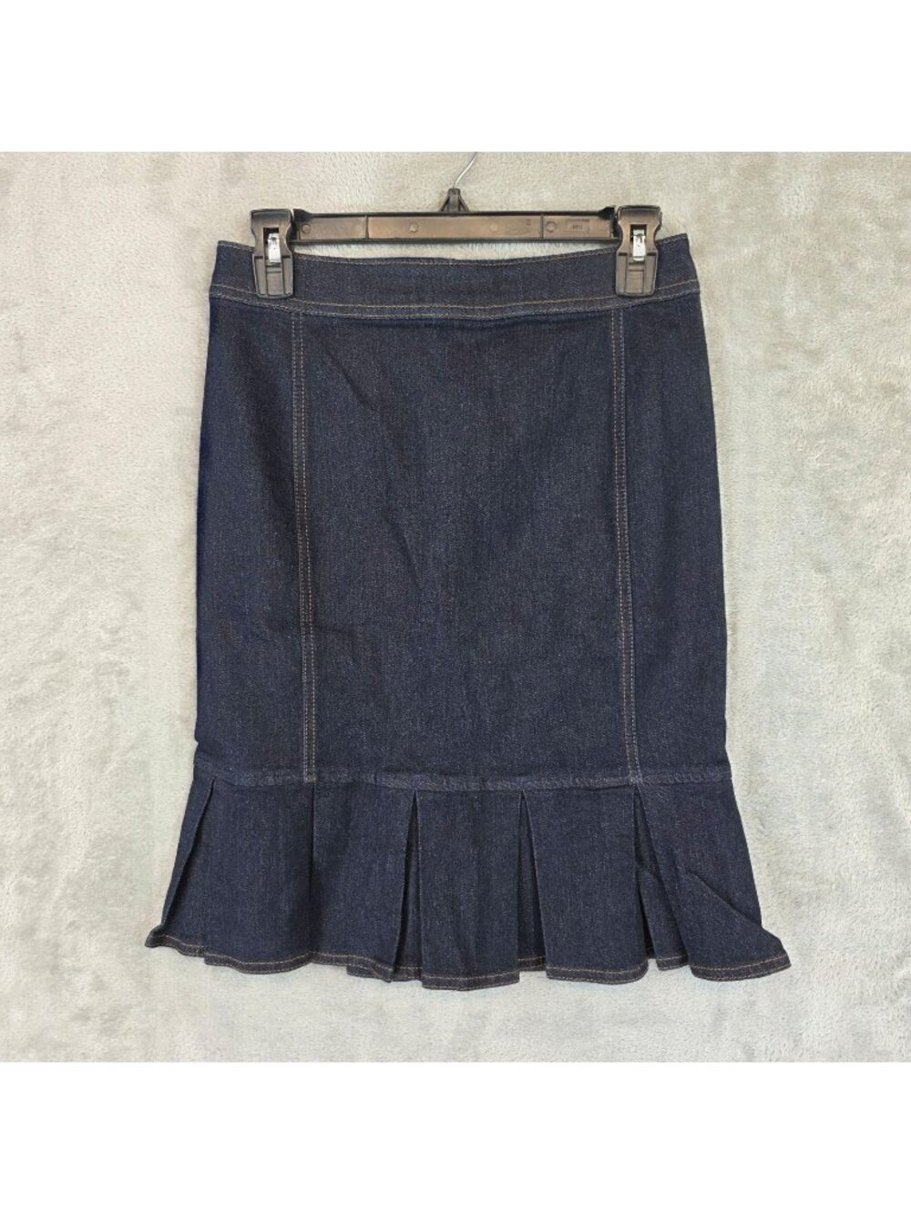 Ann Taylor Skirt Womens 0 Blue Denim Trumpet Knee Length Pleated Hem Zip Stretch
